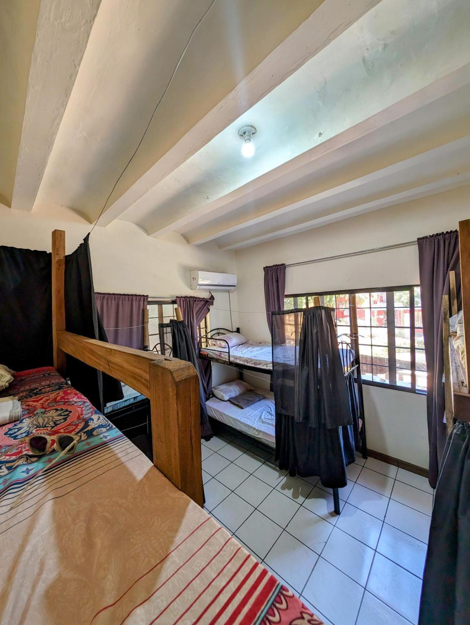Screaming Gecko Hostel Busuanga Dış mekan fotoğraf